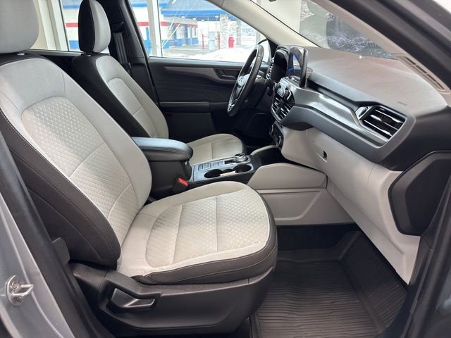Certified 2023 Ford Escape Active AWD/4WD image 12