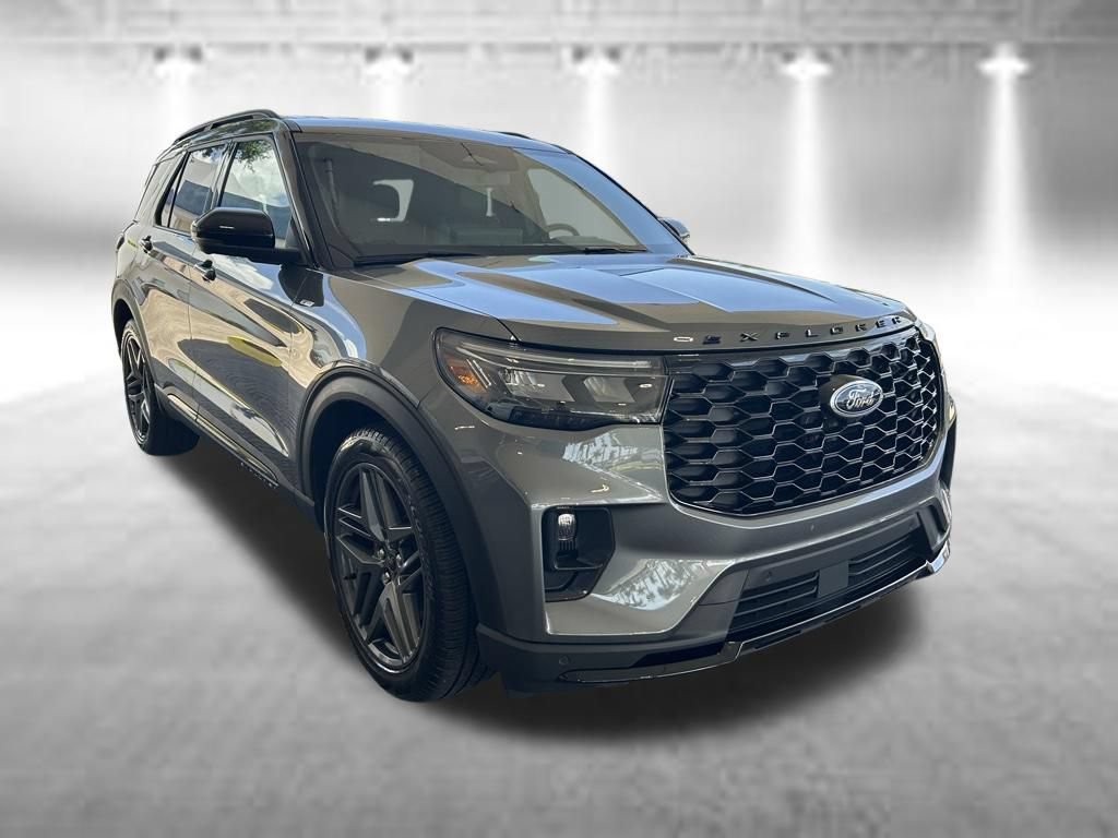 Certified 2026 Ford Explorer ST-Line w/ ST-Line Street Pack RWD image 2