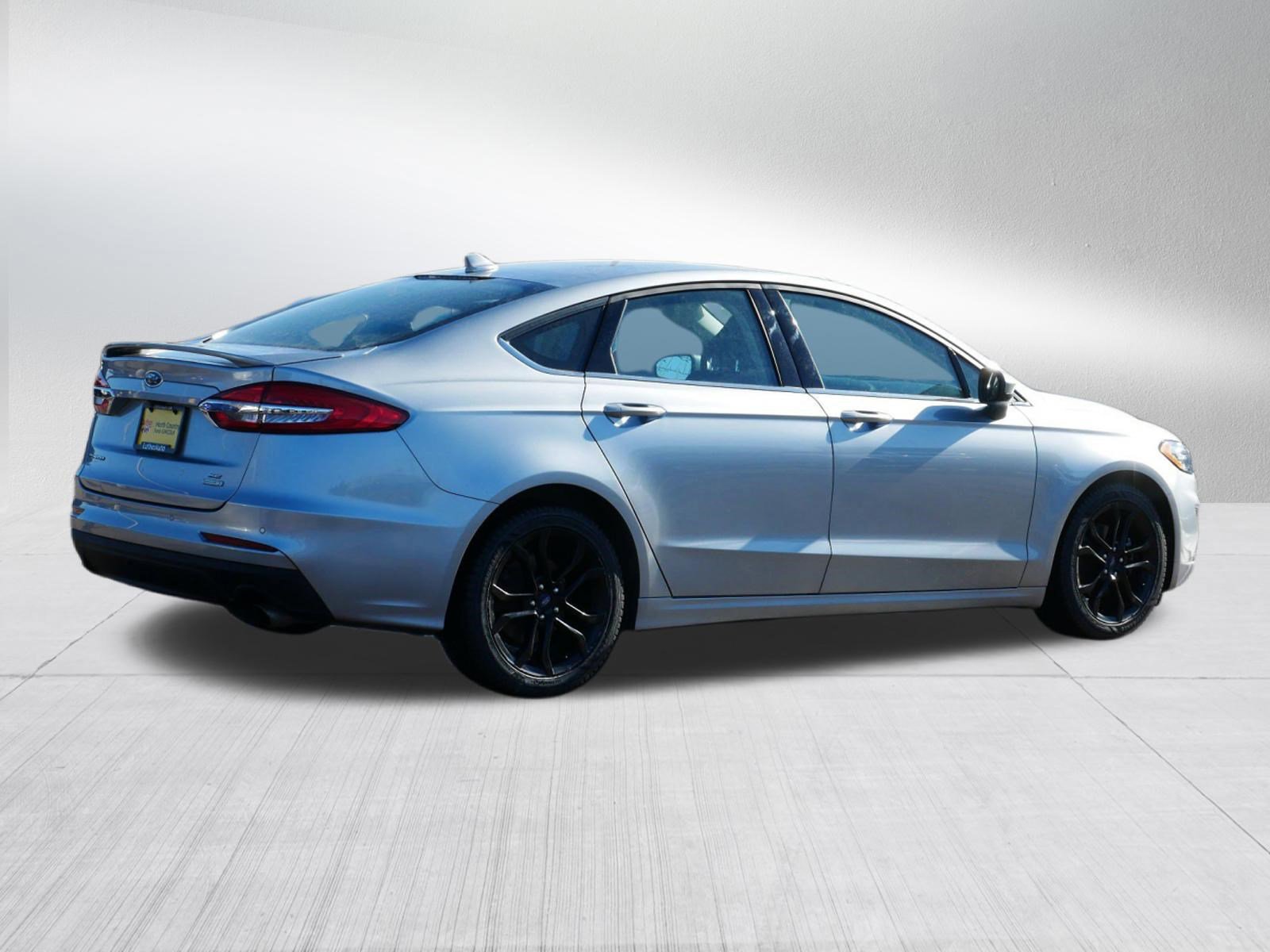 Certified 2020 Ford Fusion SE w/ Equipment Group 151A image 5