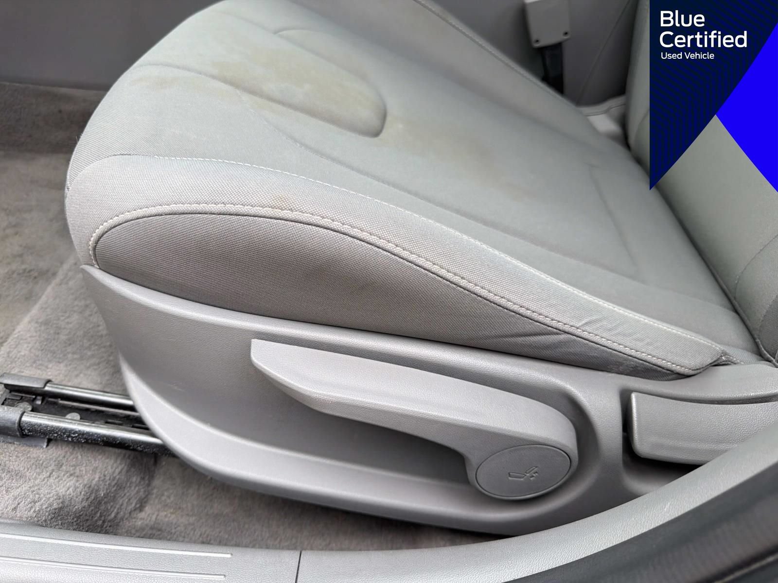 Used 2024 Hyundai Elantra SEL FWD image 23