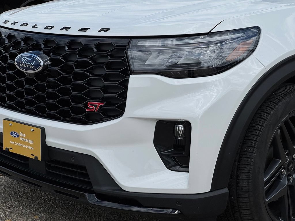 Certified 2025 Ford Explorer ST w/ Sun And Sound Package AWD/4WD image 41