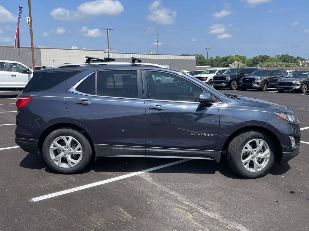 Used 2018 Chevrolet Equinox Premier FWD image 2