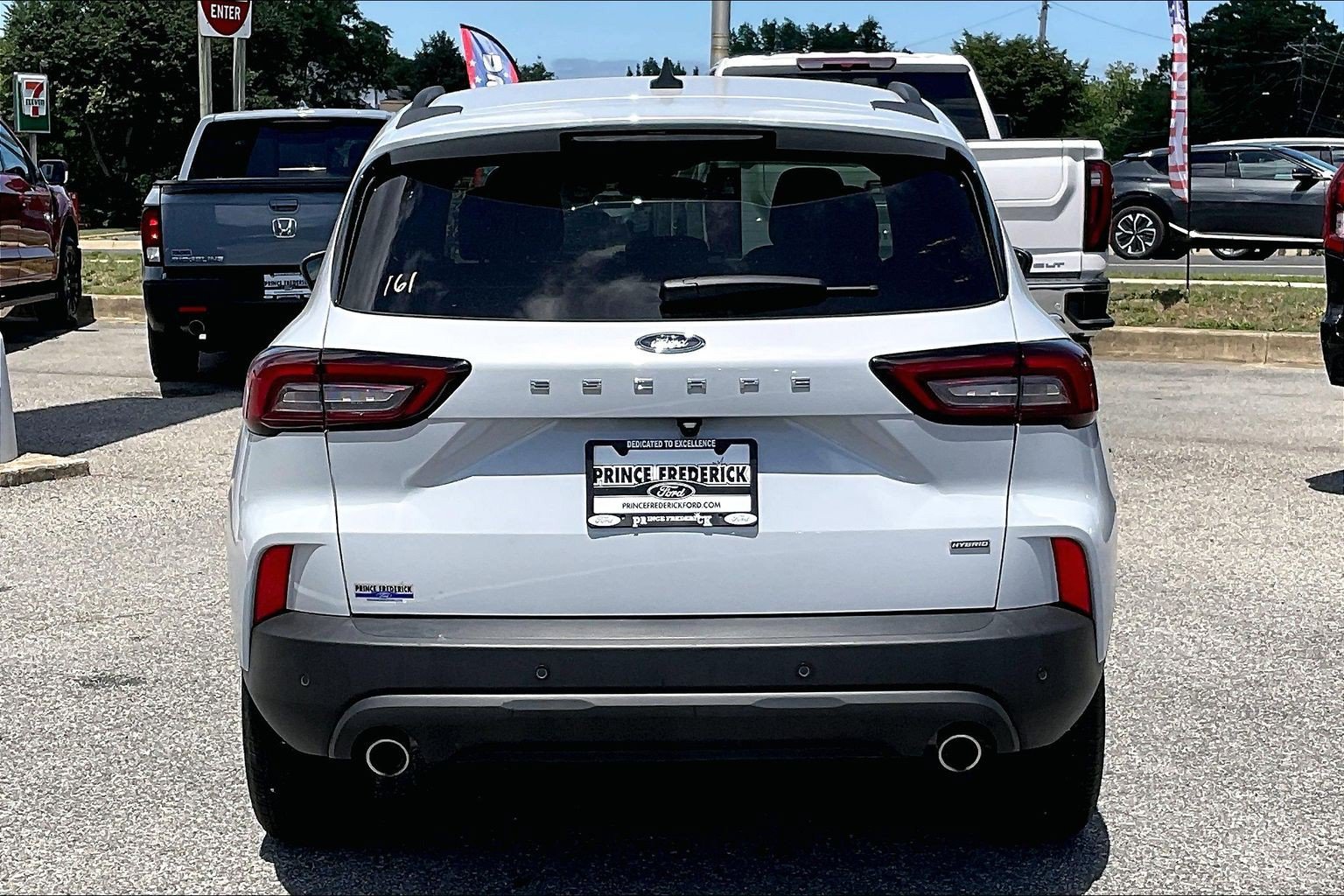 Certified 2025 Ford Escape ST-Line w/ Equipment Group 301A FWD image 4