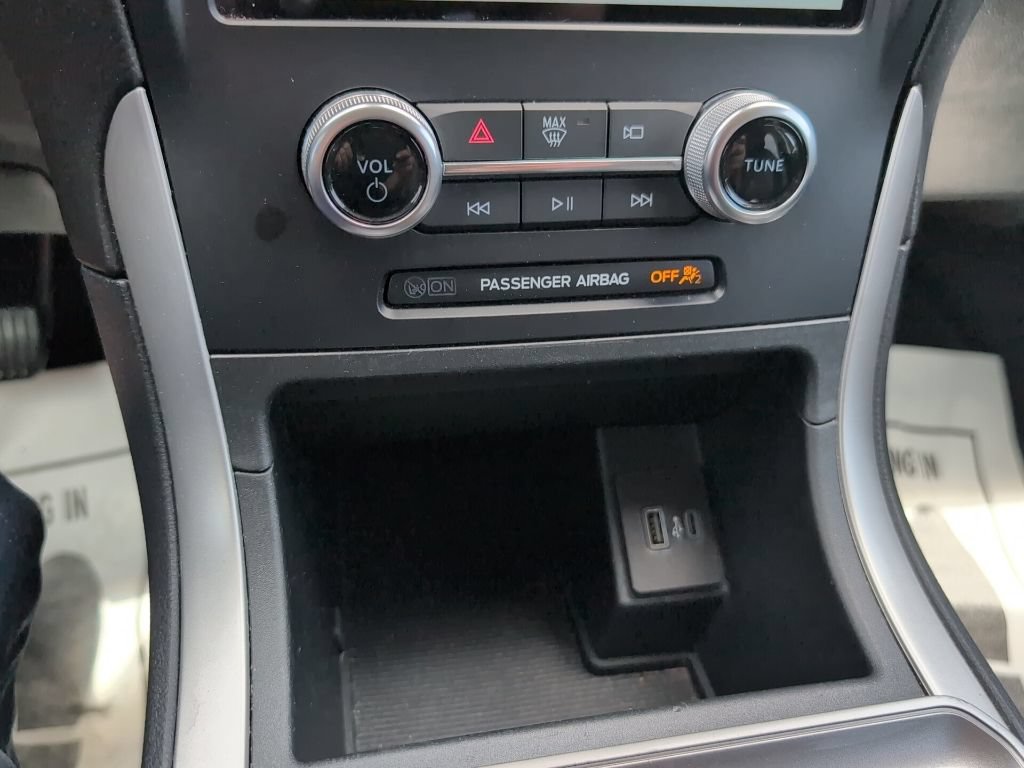 Certified 2024 Ford Edge SEL AWD/4WD image 18