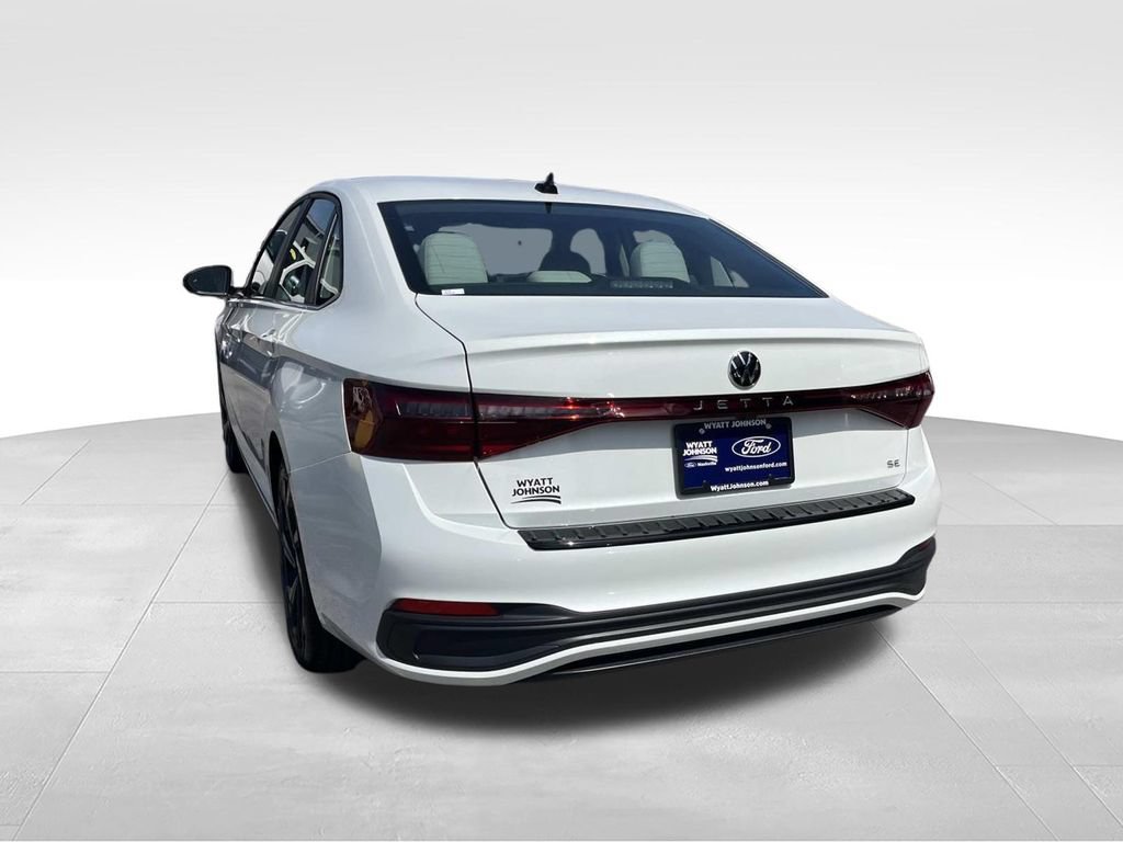 Used 2026 Volkswagen Jetta SE FWD image 6