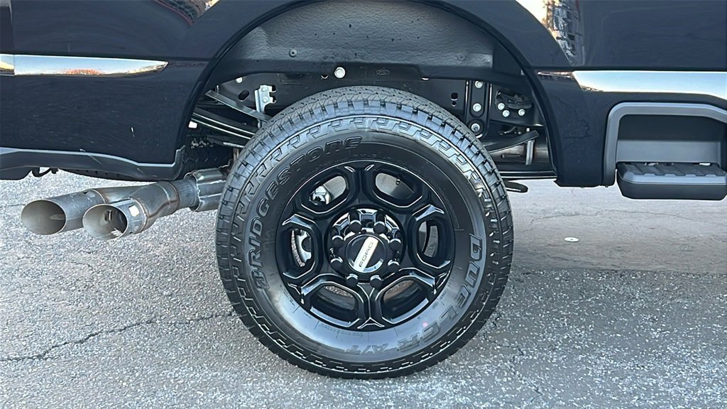 Certified 2026 Ford F250 XL w/ STX Appearance Package image 5