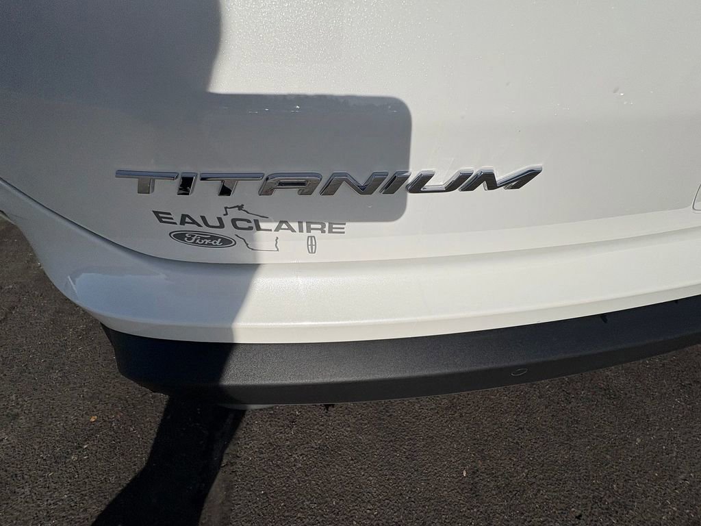 Certified 2023 Ford Edge Titanium image 10