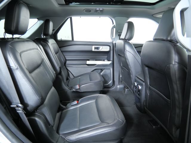 Certified 2021 Ford Explorer Limited AWD/4WD image 10