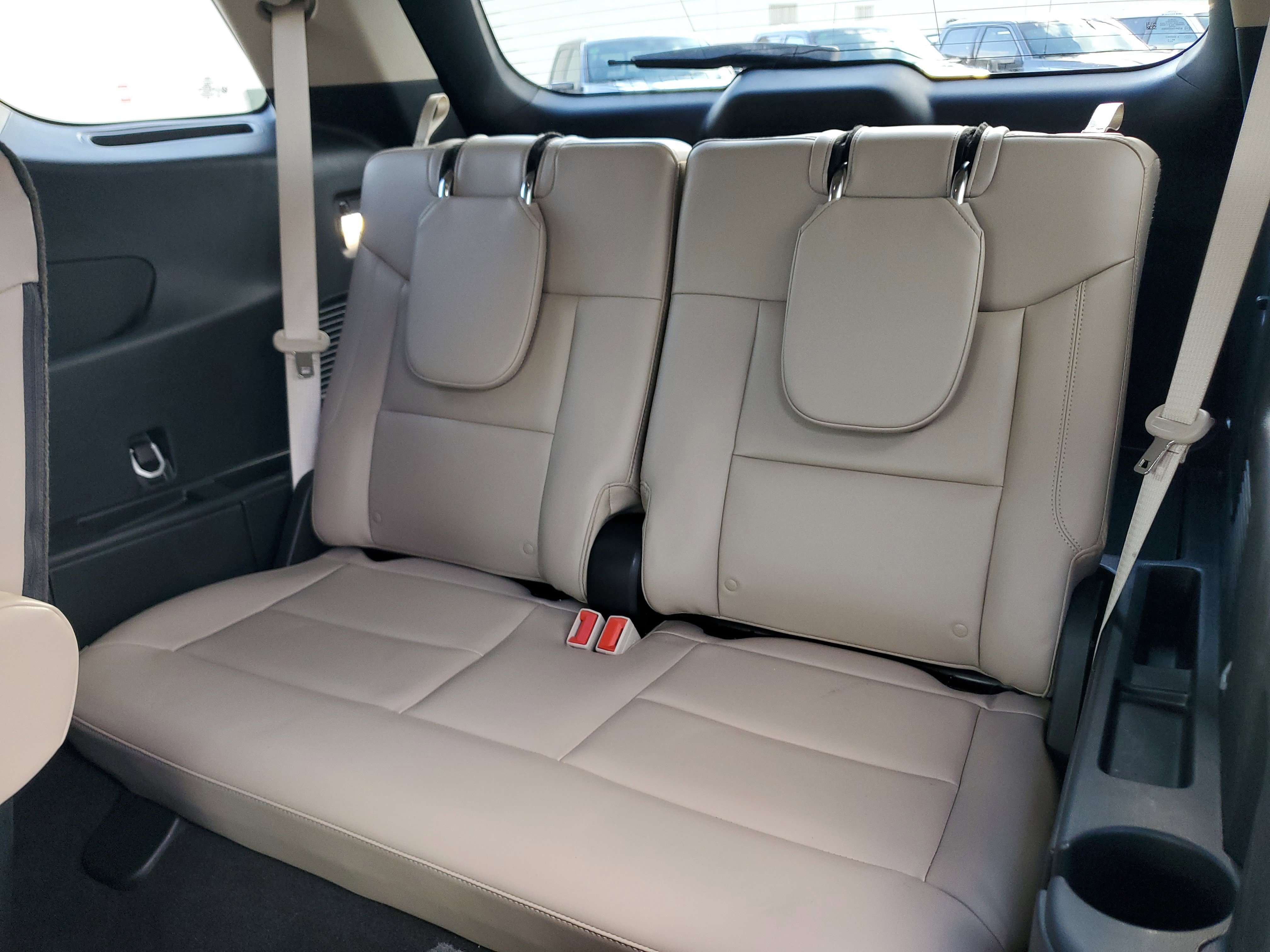 Certified 2024 Ford Explorer XLT w/ Equipment Group 202A image 14