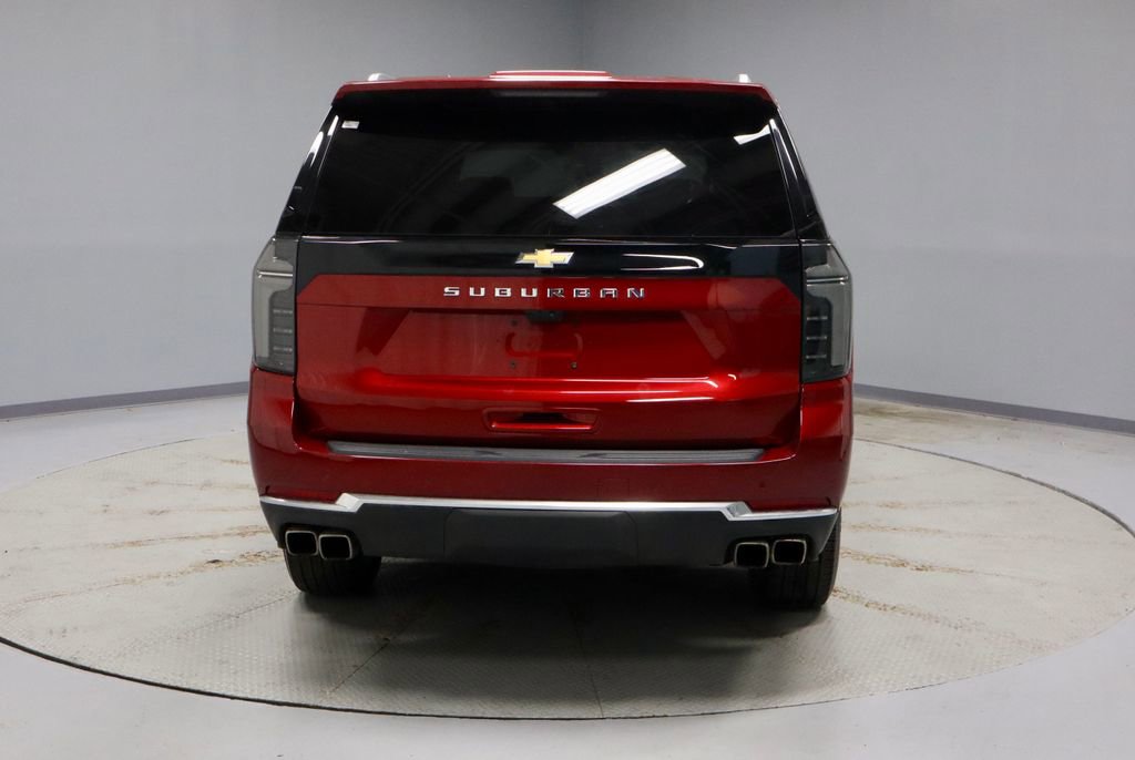 Used 2025 Chevrolet Suburban High Country w/ Sun And Tow Package AWD/4WD image 10
