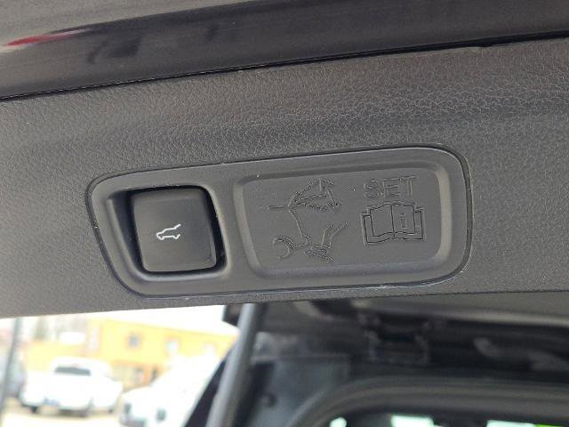 Certified 2022 Ford Expedition Limited image 17