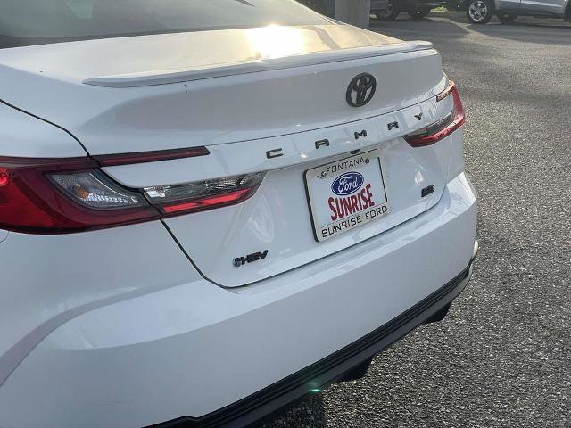 Used 2025 Toyota Camry SE image 8