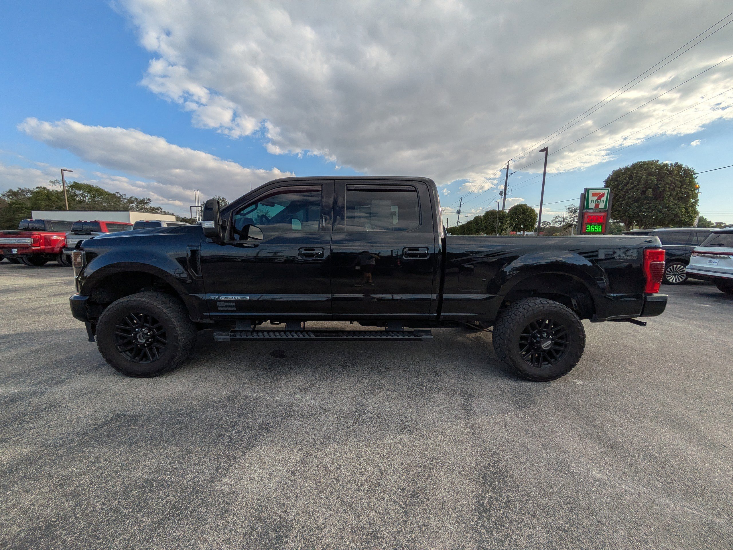 Certified 2021 Ford F250 Lariat image 2