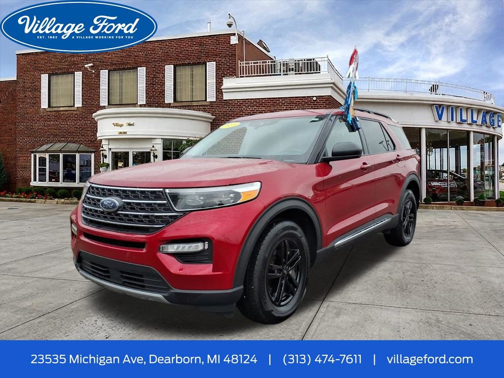 Certified 2023 Ford Explorer XLT w/ Equipment Group 202A
