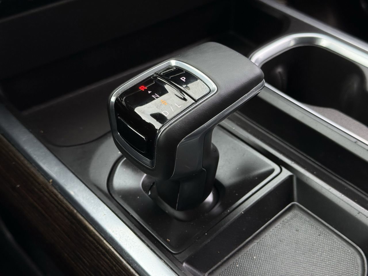 Used 2022 GMC Sierra 1500 Elevation w/ Preferred Package image 23