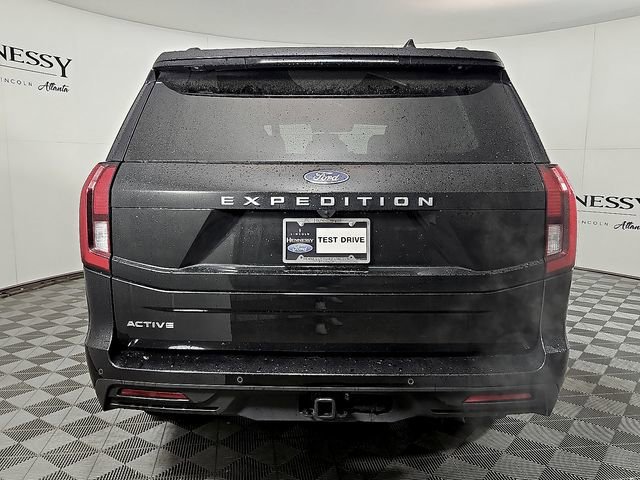 Certified 2025 Ford Expedition Active image 5