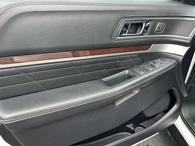 Certified 2019 Ford Explorer Platinum AWD/4WD image 16