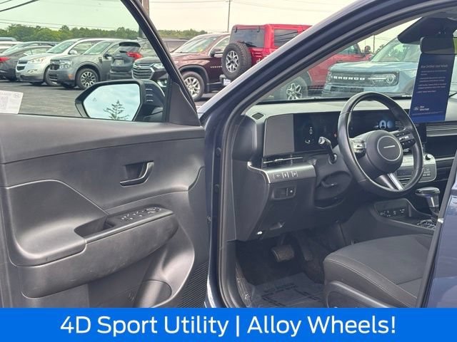 Used 2025 Hyundai Kona SEL FWD image 10