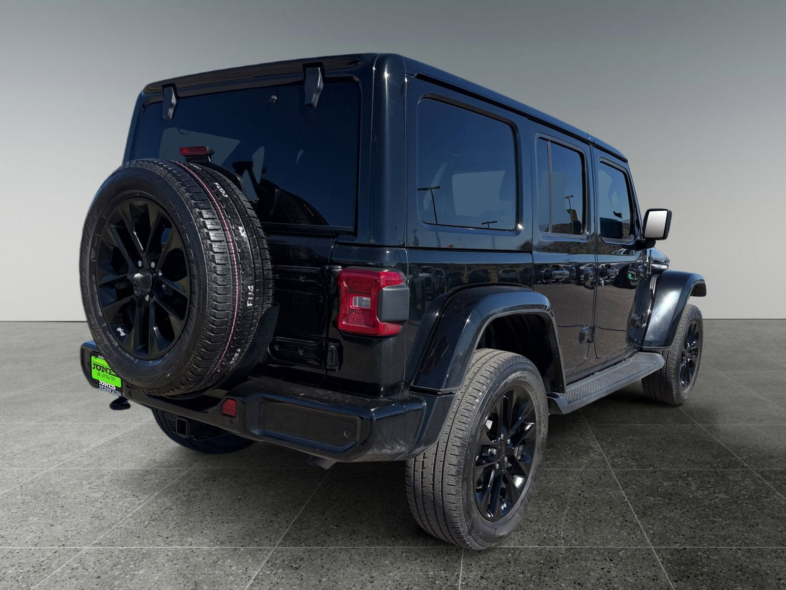 Used 2020 Jeep Wrangler Unlimited Sahara AWD/4WD image 7