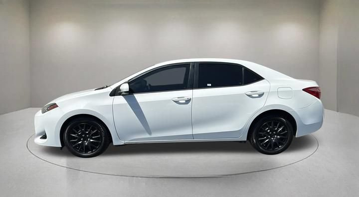 Used 2019 Toyota Corolla LE w/ Carpet Mat Package (TMS) FWD image 5