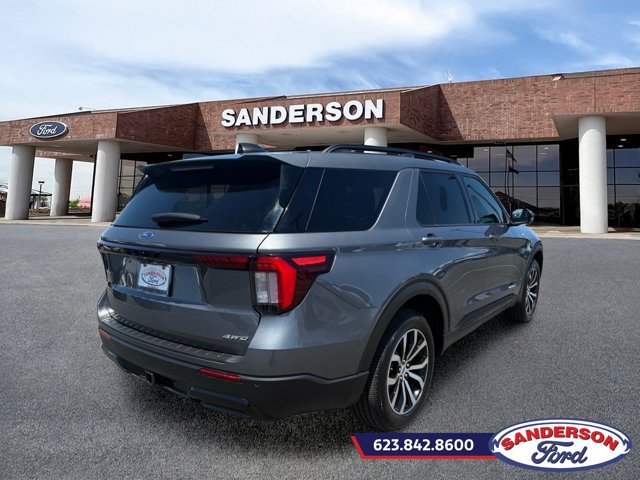 Certified 2025 Ford Explorer ST-Line AWD/4WD image 3