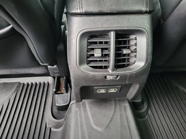 Used 2021 Jeep Cherokee Latitude Plus AWD/4WD image 26