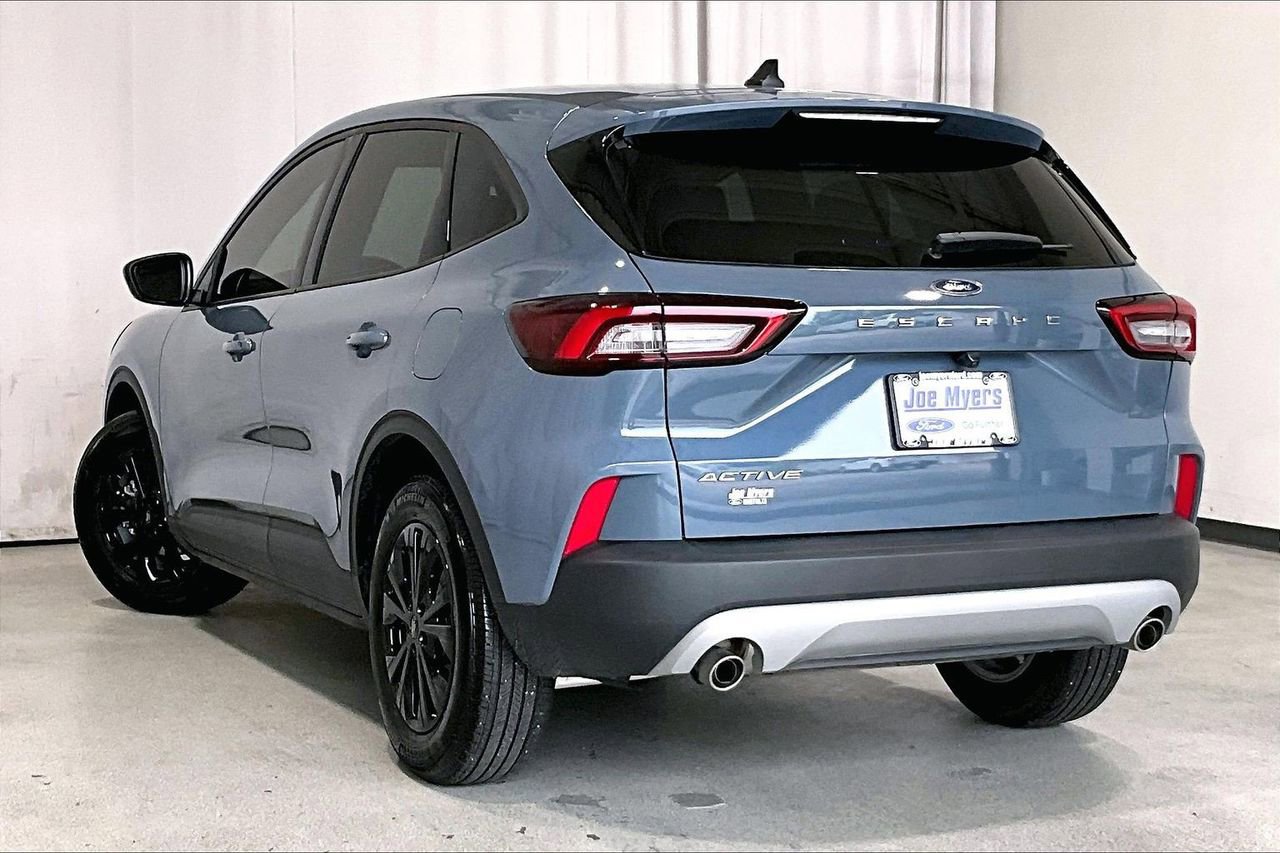 Certified 2025 Ford Escape Active FWD image 10