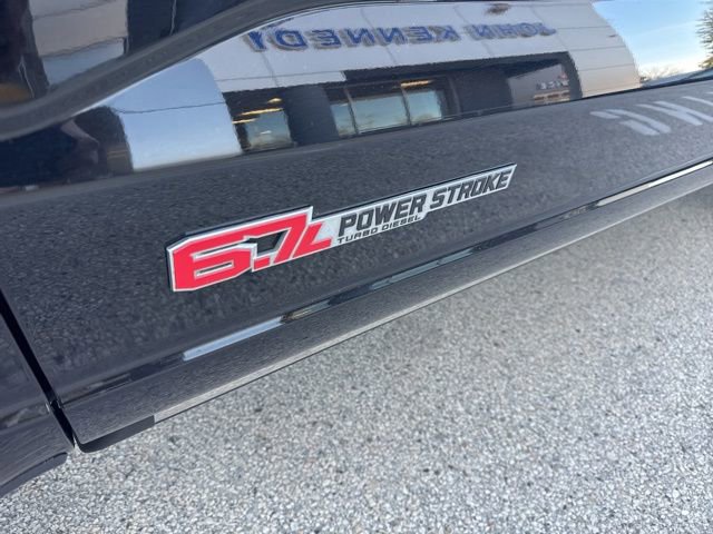 Certified 2023 Ford F250 Lariat w/ Lariat Ultimate Package image 16