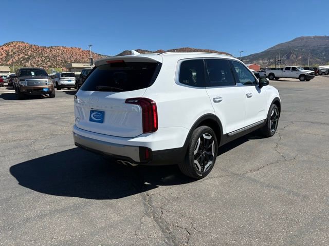 Used 2025 Kia Telluride S FWD image 4