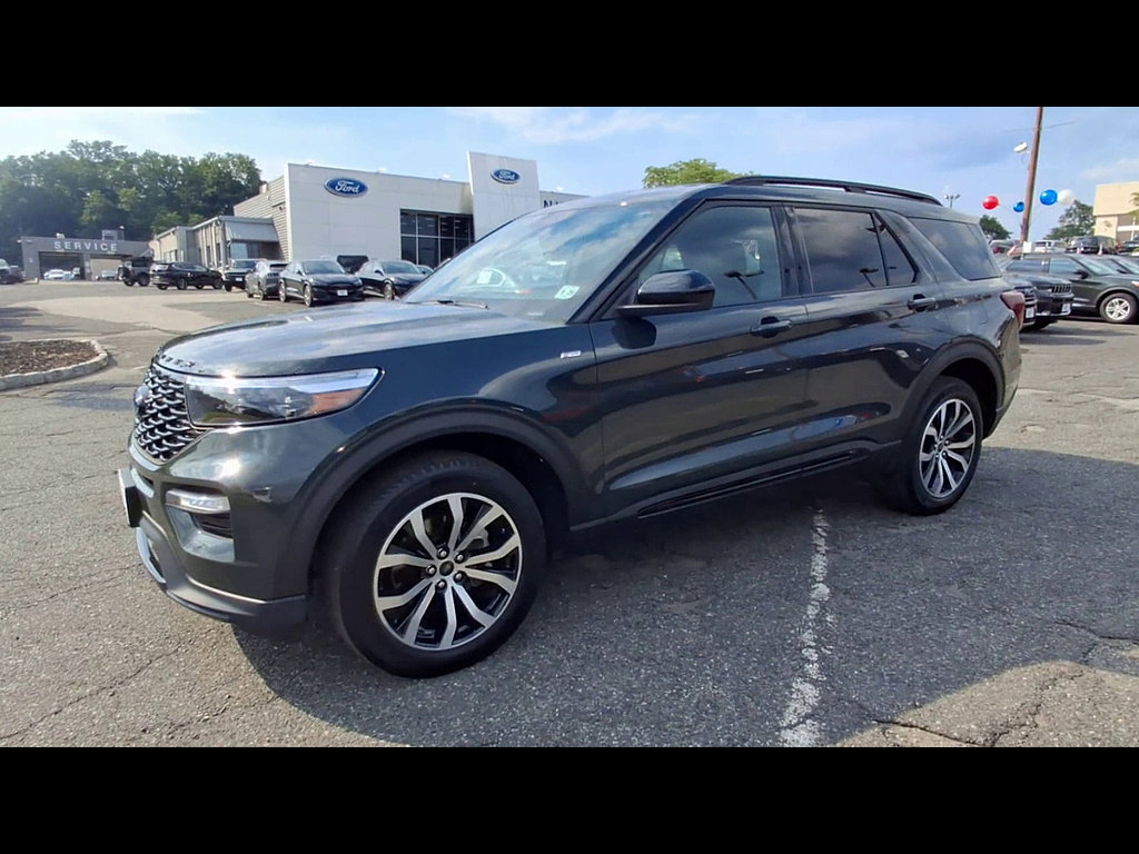 Certified 2024 Ford Explorer ST-Line w/ Class IV Trailer Tow Package AWD/4WD image 4