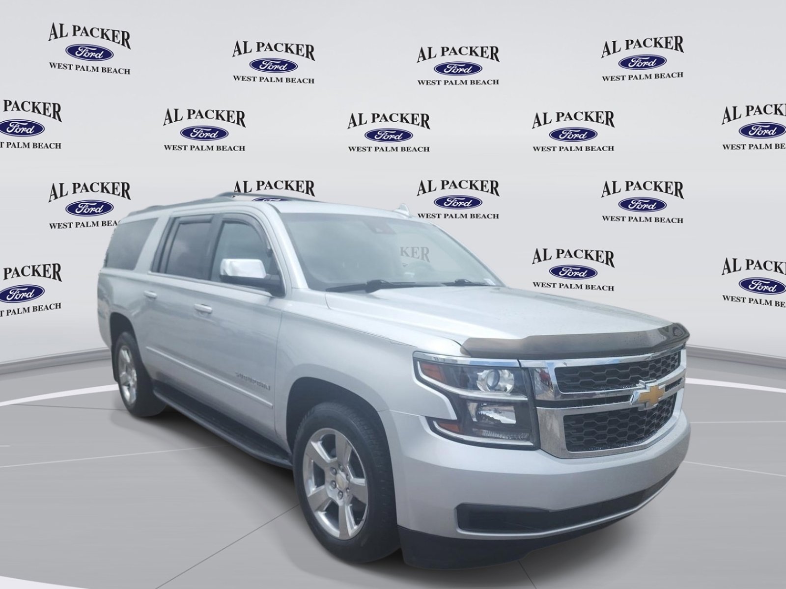Used 2017 Chevrolet Suburban LS w/ All-Season Package RWD image 8