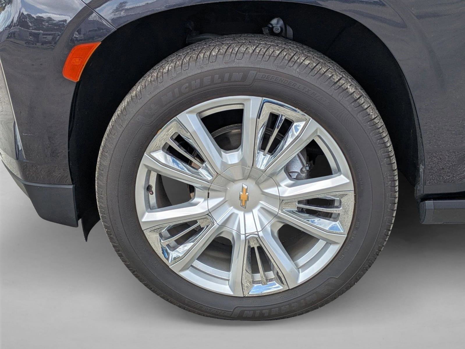 Used 2022 Chevrolet Tahoe High Country AWD/4WD image 22