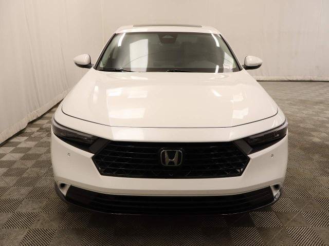 Used 2024 Honda Accord EX-L image 3