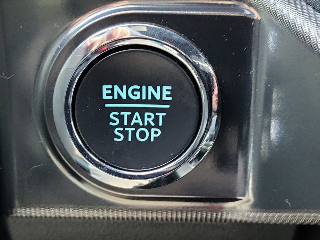 Certified 2024 Ford F150 Platinum w/ Equipment Group 702A High image 35