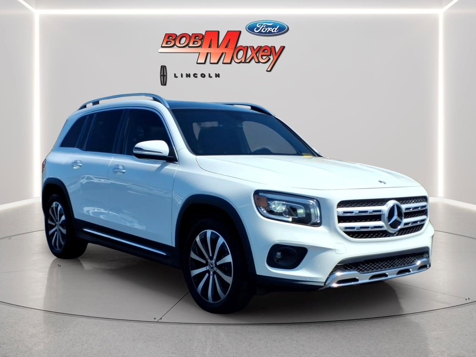 Used 2022 Mercedes-Benz GLB 250 4MATIC image 6