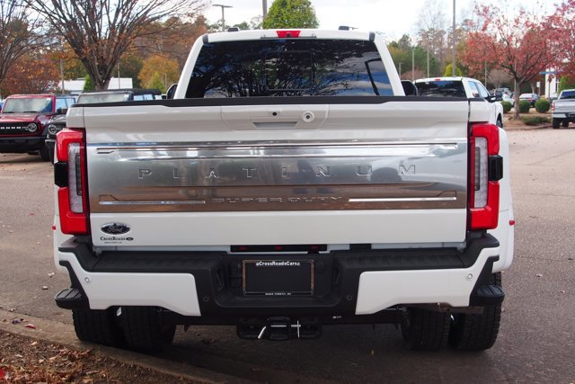 Certified 2025 Ford F450 Platinum w/ Platinum Plus Package image 6