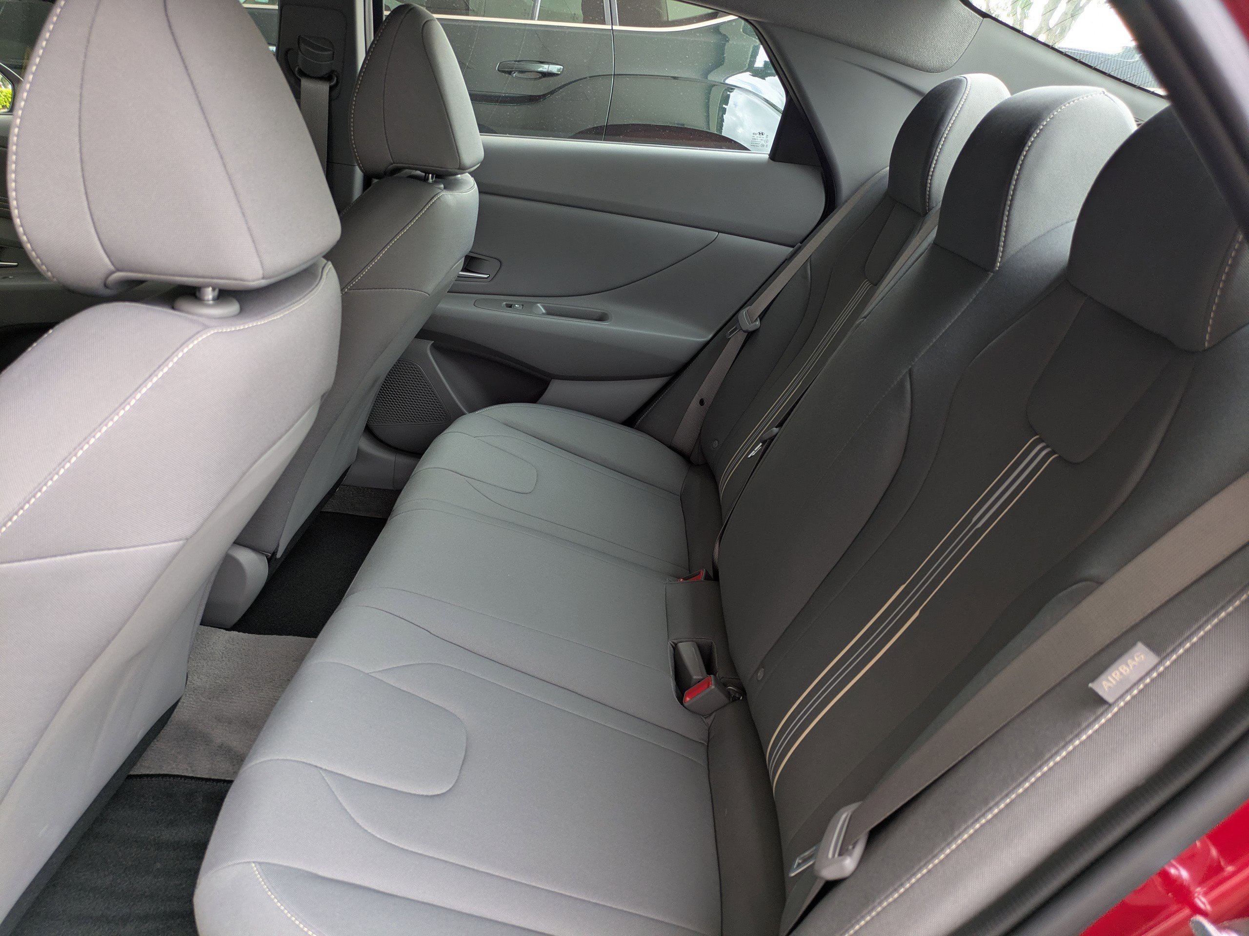 Used 2025 Hyundai Elantra Sport FWD image 14