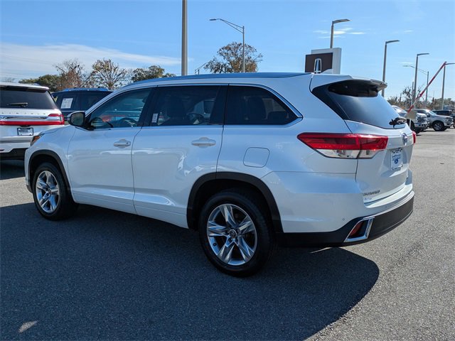 Used 2019 Toyota Highlander Limited image 3