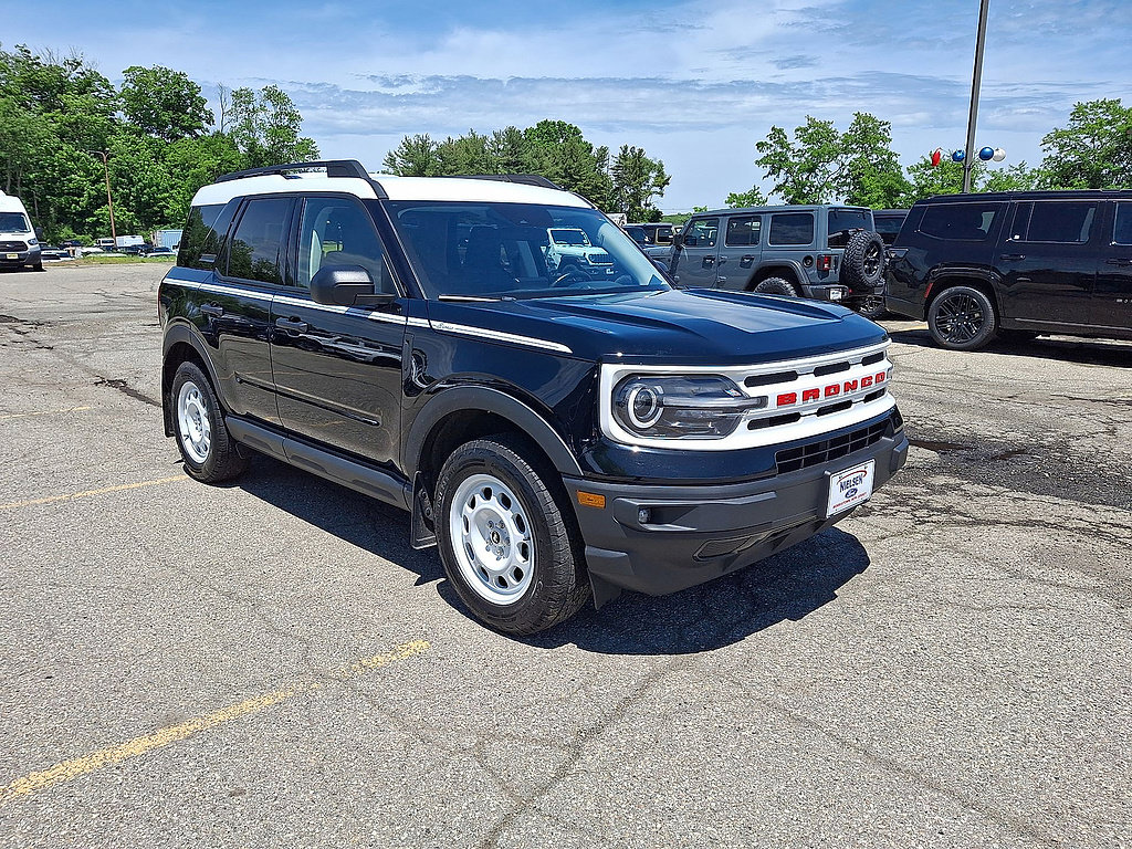 Certified 2023 Ford Bronco Sport Heritage w/ Heritage Convenience Package AWD/4WD image 2