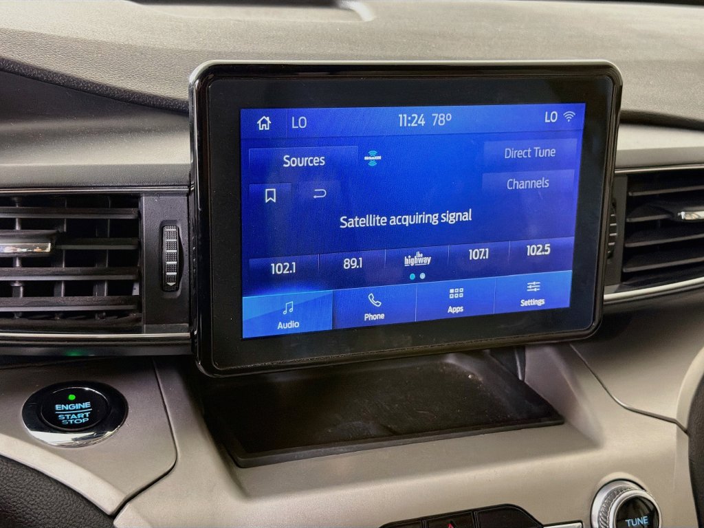 Certified 2020 Ford Explorer XLT w/ Equipment Group 202A RWD image 17