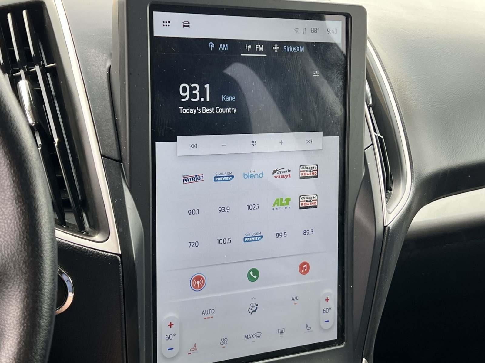 Certified 2024 Ford Edge SEL AWD/4WD image 18