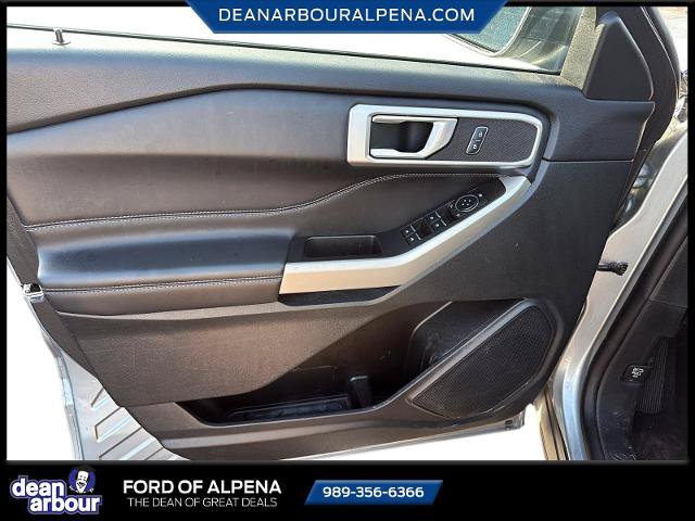 Certified 2023 Ford Explorer XLT w/ Equipment Group 202A AWD/4WD image 10
