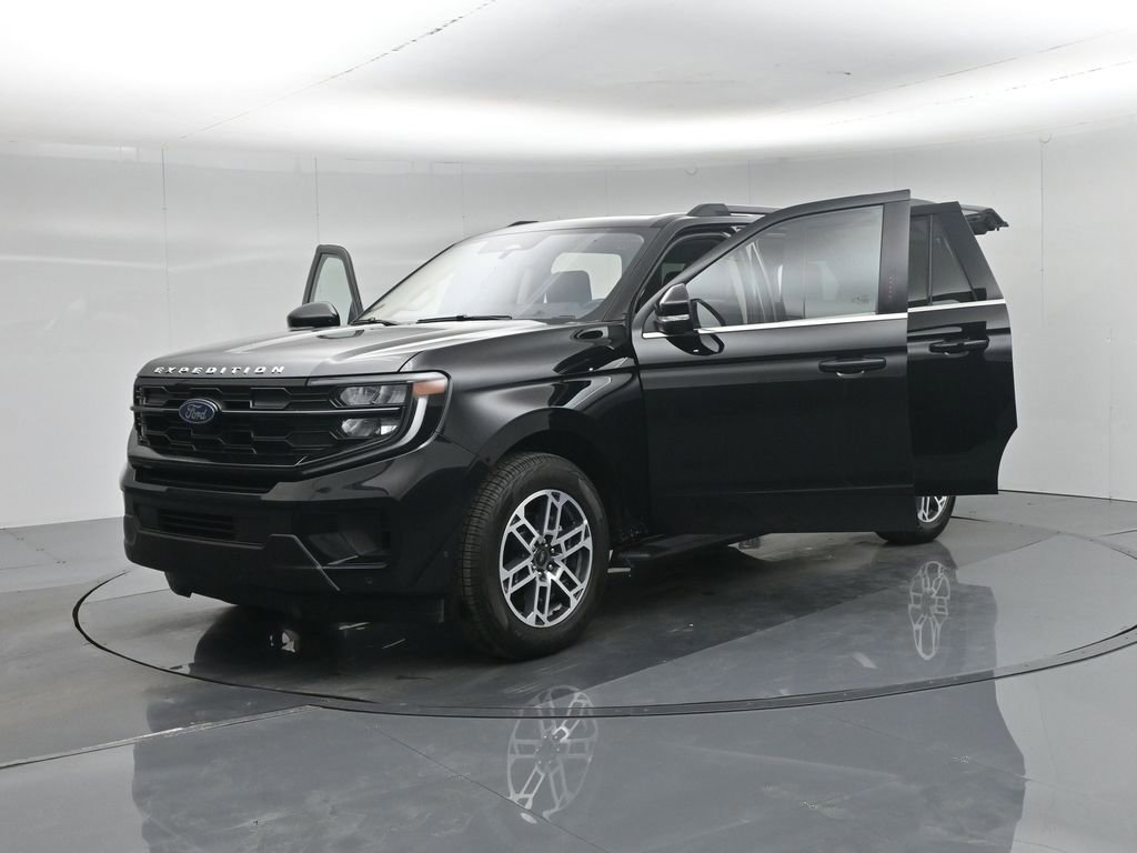 Certified 2025 Ford Expedition Max Active image 36