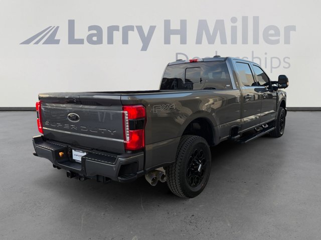 Certified 2025 Ford F350 Lariat w/ Black Appearance Package AWD/4WD image 5