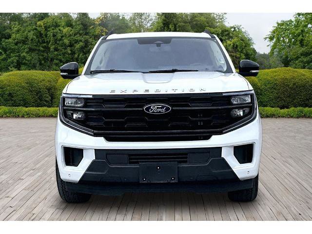 Certified 2025 Ford Expedition Active image 5