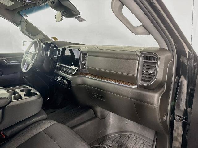 Used 2023 GMC Sierra 1500 SLE w/ X31 Off-Road Package AWD/4WD image 29