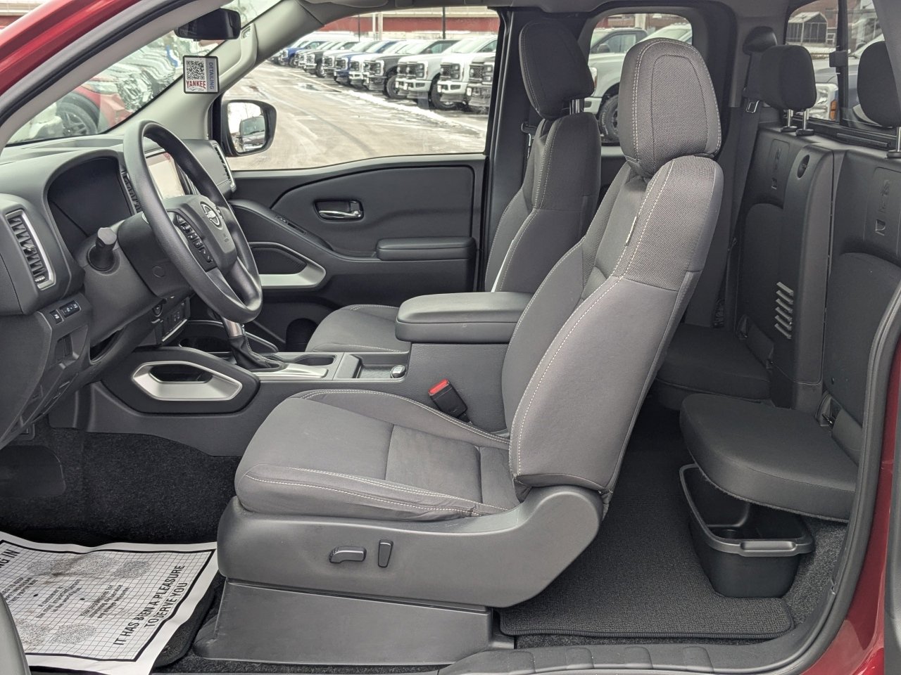 Used 2022 Nissan Frontier SV image 13