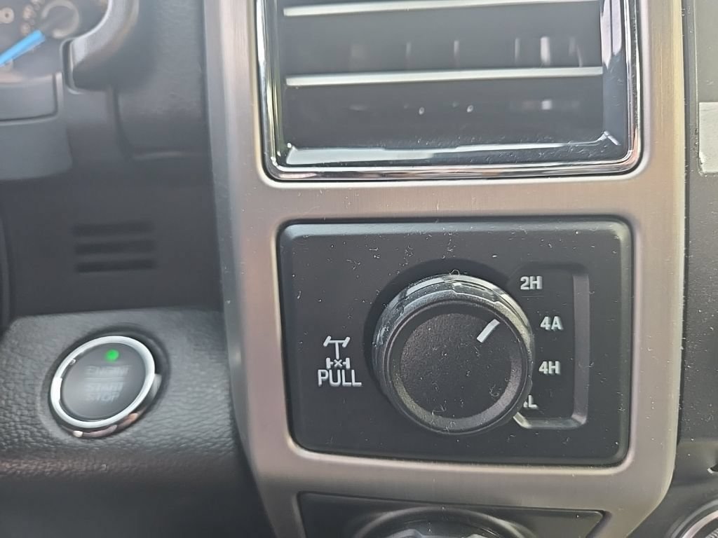 Certified 2018 Ford F150 Platinum w/ Equipment Group 701A Luxury AWD/4WD image 22