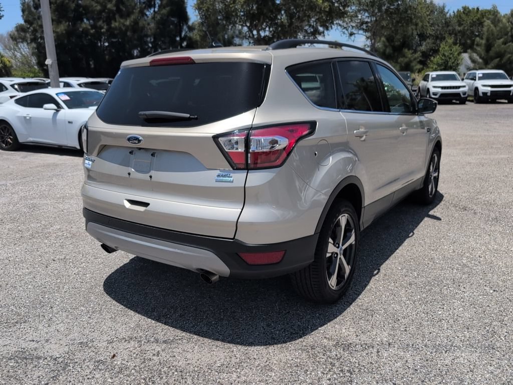 Certified 2018 Ford Escape SEL FWD image 3