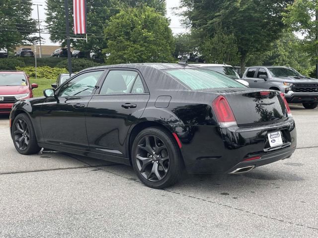 Used 2021 Chrysler 300 Touring w/ Sport Appearance Package RWD image 3